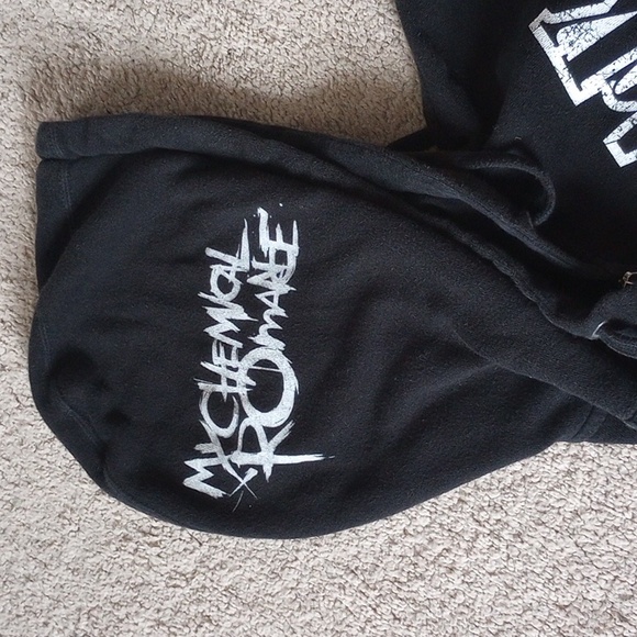 My Chemical Romance Sweatshirt - Picture 4 of 5
